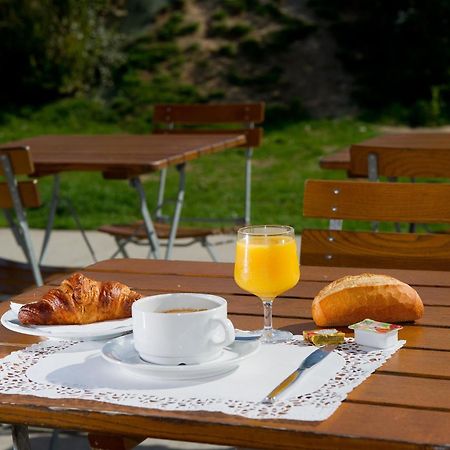 Ace Hotel Travel Athee Sur Cher Εξωτερικό φωτογραφία