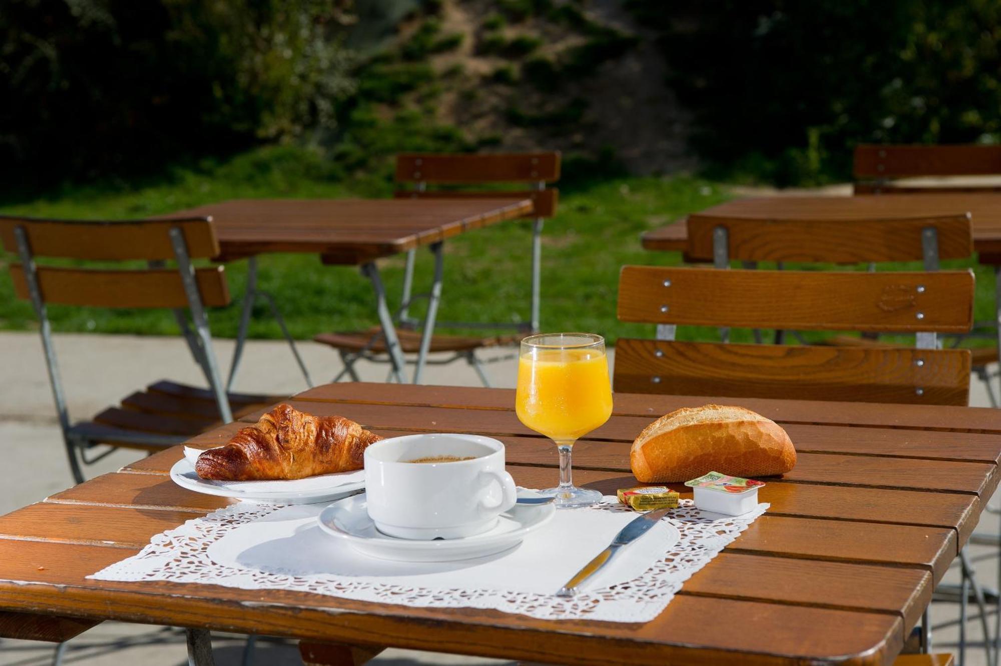 Ace Hotel Travel Athee Sur Cher Εξωτερικό φωτογραφία